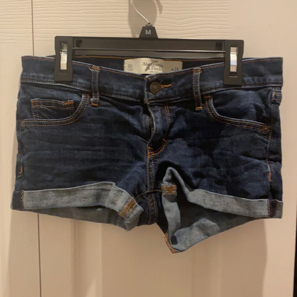 ‼️Dark wash jean shorts